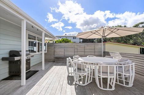 Photo of property in 9 Hinemoa Road, Waihi Beach, 3611