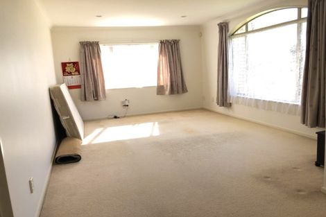 Photo of property in 4 Chapletown Drive, East Tamaki, Auckland, 2016