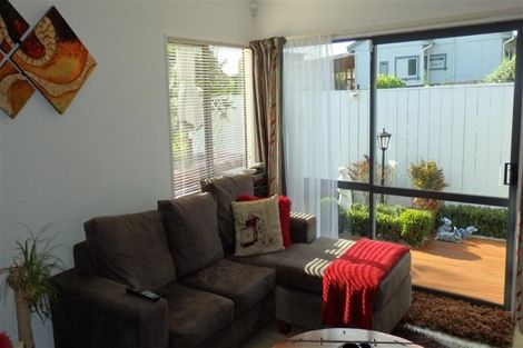 Photo of property in 543b Weymouth Road, Weymouth, Auckland, 2103