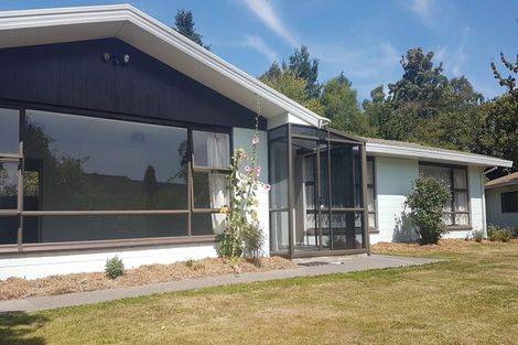 Photo of property in 14 Taiaroa Place, Southbridge, 7602