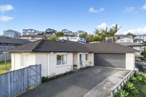Photo of property in 48 San Marino Drive West, Henderson, Auckland, 0612