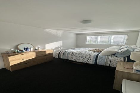 Photo of property in 1/49 Litten Road, Cockle Bay, Auckland, 2014