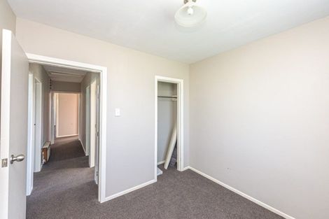 Photo of property in 2 Kotuku Street, Castlecliff, Whanganui, 4501