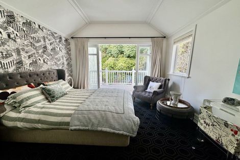 Photo of property in 322 Oriental Parade, Oriental Bay, Wellington, 6011