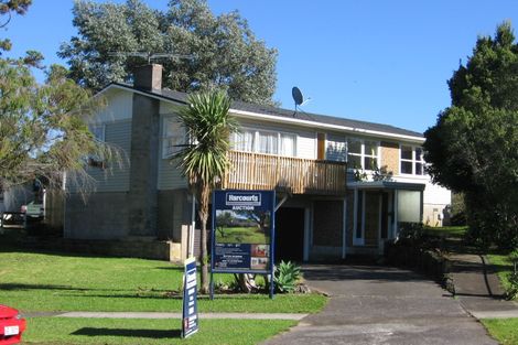 Photo of property in 11 Minaret Drive, Bucklands Beach, Auckland, 2014