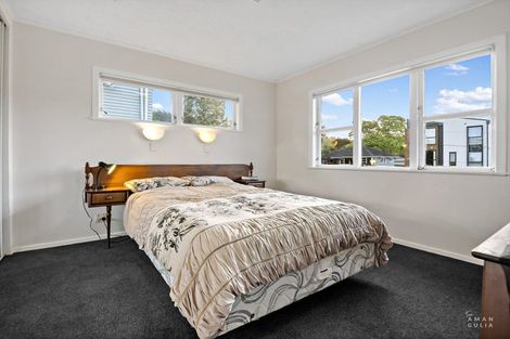 Photo of property in 62 Stottholm Road, Titirangi, Auckland, 0604