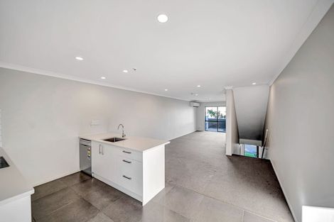 Photo of property in 9/46 Carlos Drive, Flat Bush, Auckland, 2016