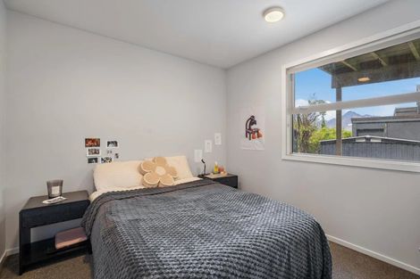 Photo of property in 2 Dart Place, Fernhill, Queenstown, 9300