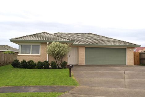 Photo of property in 2/15 Tolben Place, Golflands, Auckland, 2013