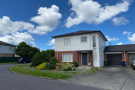 Photo of property in 44 Brashier Circle, Sunnyvale, Auckland, 0612