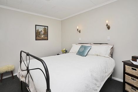 Photo of property in 19 Charles Street, Grasmere, Invercargill, 9810