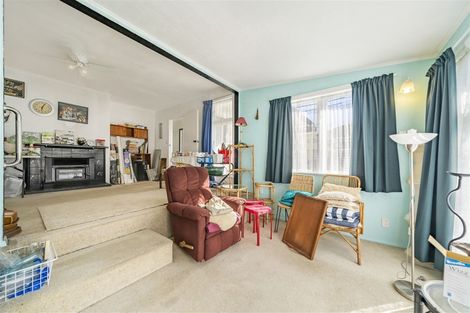 Photo of property in 20 Robertson Street, Elderslea, Upper Hutt, 5018