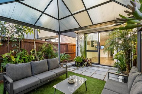 Photo of property in 50 Ivy Nola Way, Henderson, Auckland, 0612
