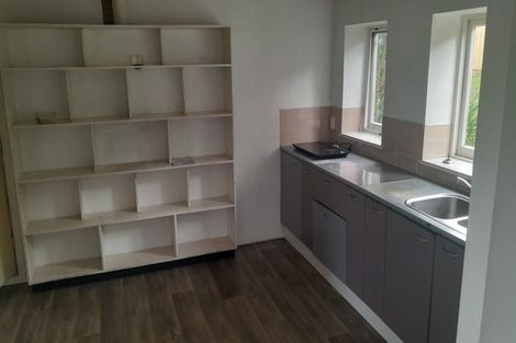 Photo of property in 35 Holland Road, Hillcrest, Auckland, 0627