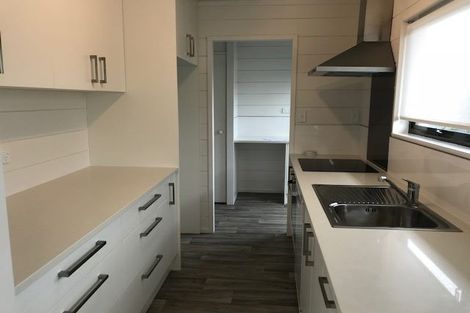 Photo of property in 1/20 Lane Road, Weymouth, Auckland, 2103