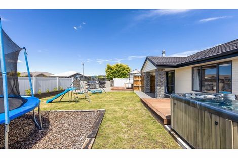 Photo of property in 15 Foxton Drive, Kaiapoi, 7630
