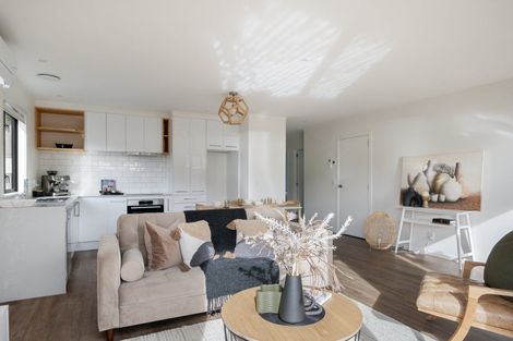 Photo of property in 74e Gibbons Street, Ebdentown, Upper Hutt, 5018