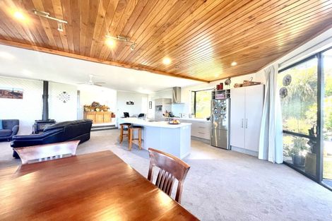 Photo of property in 25 Queen Street, Brighton, Dunedin, 9035