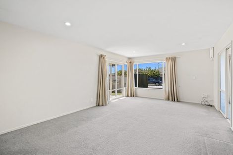 Photo of property in 68 Kotuku Crescent, Woolston, Christchurch, 8023