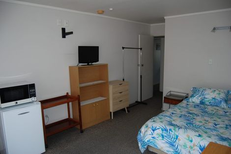 Photo of property in 8/416 Hibiscus Coast Highway, Orewa, 0931