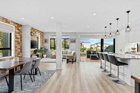 Photo of property in 52 Kano Way, Hobsonville, Auckland, 0616