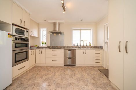 Photo of property in 48 Kashmir Avenue, Clouston Park, Upper Hutt, 5018