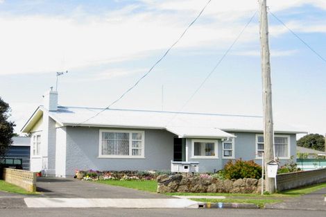 Photo of property in 15 Balmoral Crescent, Springvale, Whanganui, 4501