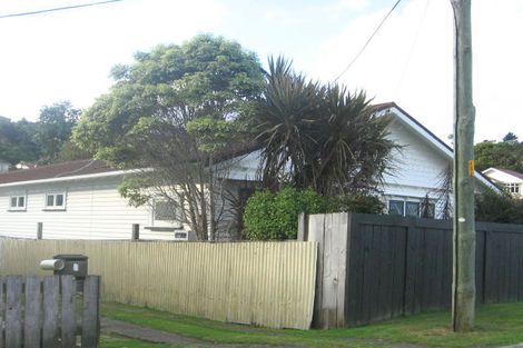 Photo of property in 6 Fernlea Avenue, Karori, Wellington, 6012