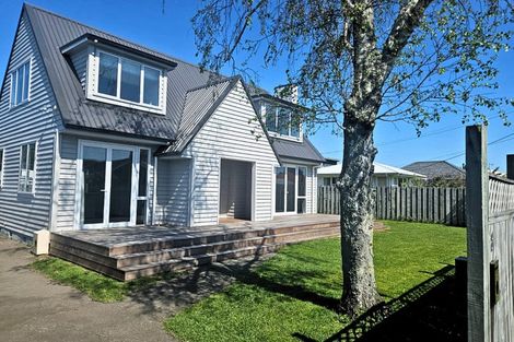 Photo of property in 8a Ngatai Road, Otumoetai, Tauranga, 3110