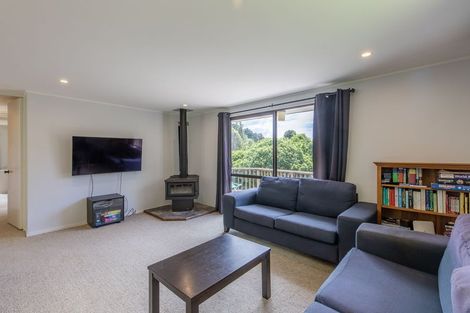 Photo of property in 67 Hauraki Terrace, Pukawa Bay, Turangi, 3381