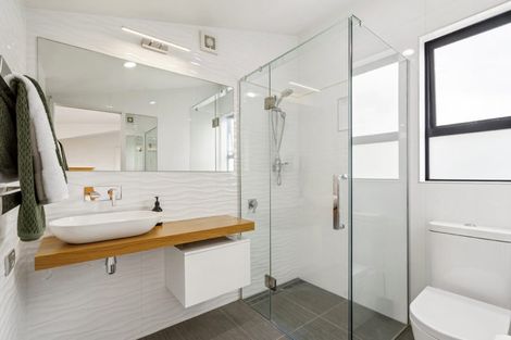 Photo of property in 22 Walter Street, Hauraki, Auckland, 0622