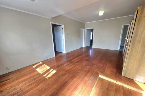 Photo of property in 40 Evans Road, Weymouth, Auckland, 2103