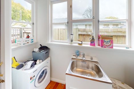 Photo of property in 65 Keeling Street, West End, Palmerston North, 4412