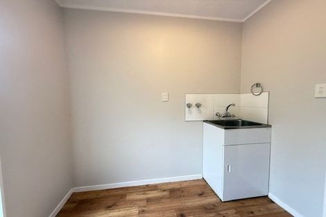 Photo of property in 70 Glencoe Road, Browns Bay, Auckland, 0630