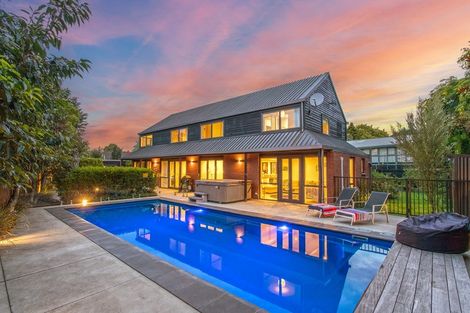 Photo of property in 190 Fendalton Road, Fendalton, Christchurch, 8052