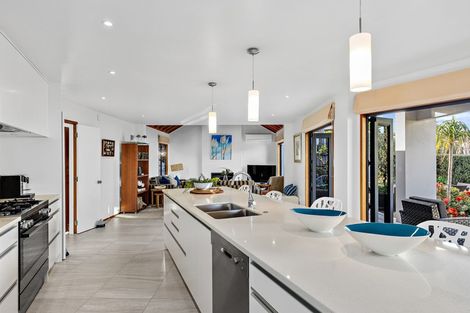 Photo of property in 1 Lagoon Way, Omaha, 0986