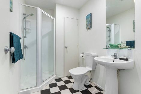 Photo of property in 118/2 Armoy Drive, East Tamaki, Auckland, 2016