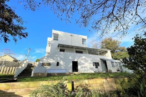 Photo of property in 6 Cossens Street, Balclutha, 9230