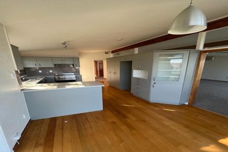 Photo of property in 9 Ellesmere Crescent, Pakuranga Heights, Auckland, 2010