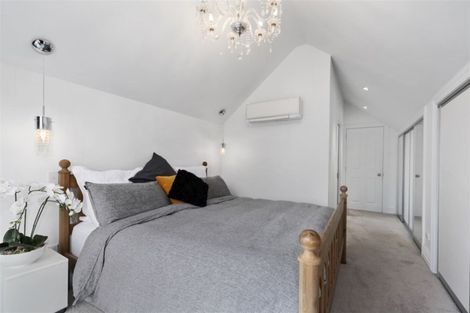 Photo of property in 1c Eversleigh Road, Belmont, Auckland, 0622