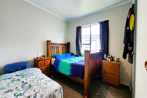Photo of property in 12 Redwood Drive, Waipukurau, 4200
