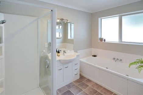 Photo of property in 22 Country Palms Drive, Halswell, Christchurch, 8025