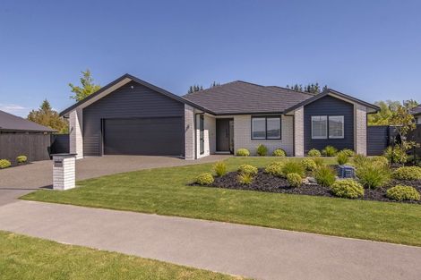 Photo of property in 13 Owen Drive, Darfield, 7510