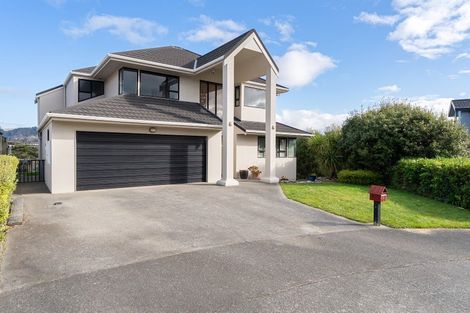 Photo of property in 60 Molyneux Close, Whitby, Porirua, 5024