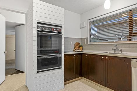 Photo of property in 1/10 Rembrandt Place, Burnside, Christchurch, 8053