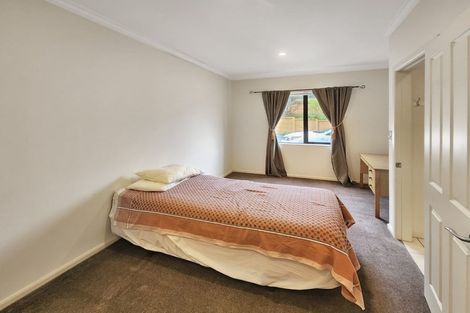 Photo of property in 40 Futuna Close, Karori, Wellington, 6012