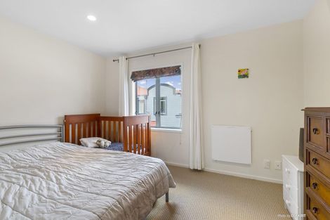 Photo of property in 12/93a Kelburn Parade, Kelburn, Wellington, 6012