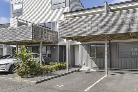 Photo of property in 17/31 Princess Terrace, Newtown, Wellington, 6021