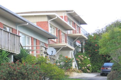 Photo of property in 3/5 Whitby Crescent, Mairangi Bay, Auckland, 0630