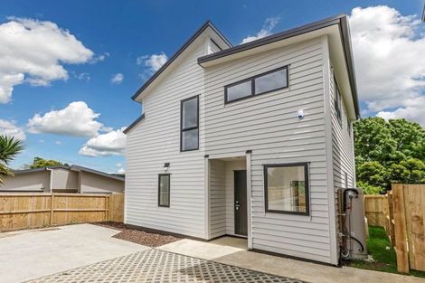 Photo of property in 7/58 Sylvan Crescent, Te Atatu South, Auckland, 0610